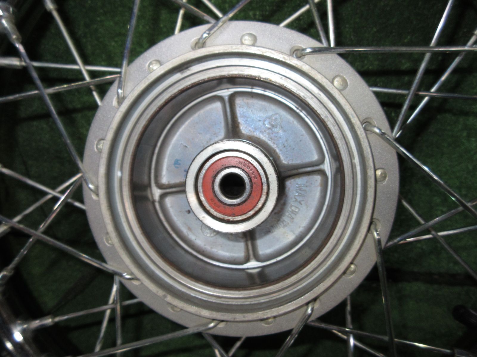 sr400 フロントホイール ディスク ローター メーターギア付 sr400 フロントホイール ディスク ローター メーターギア付 楽天