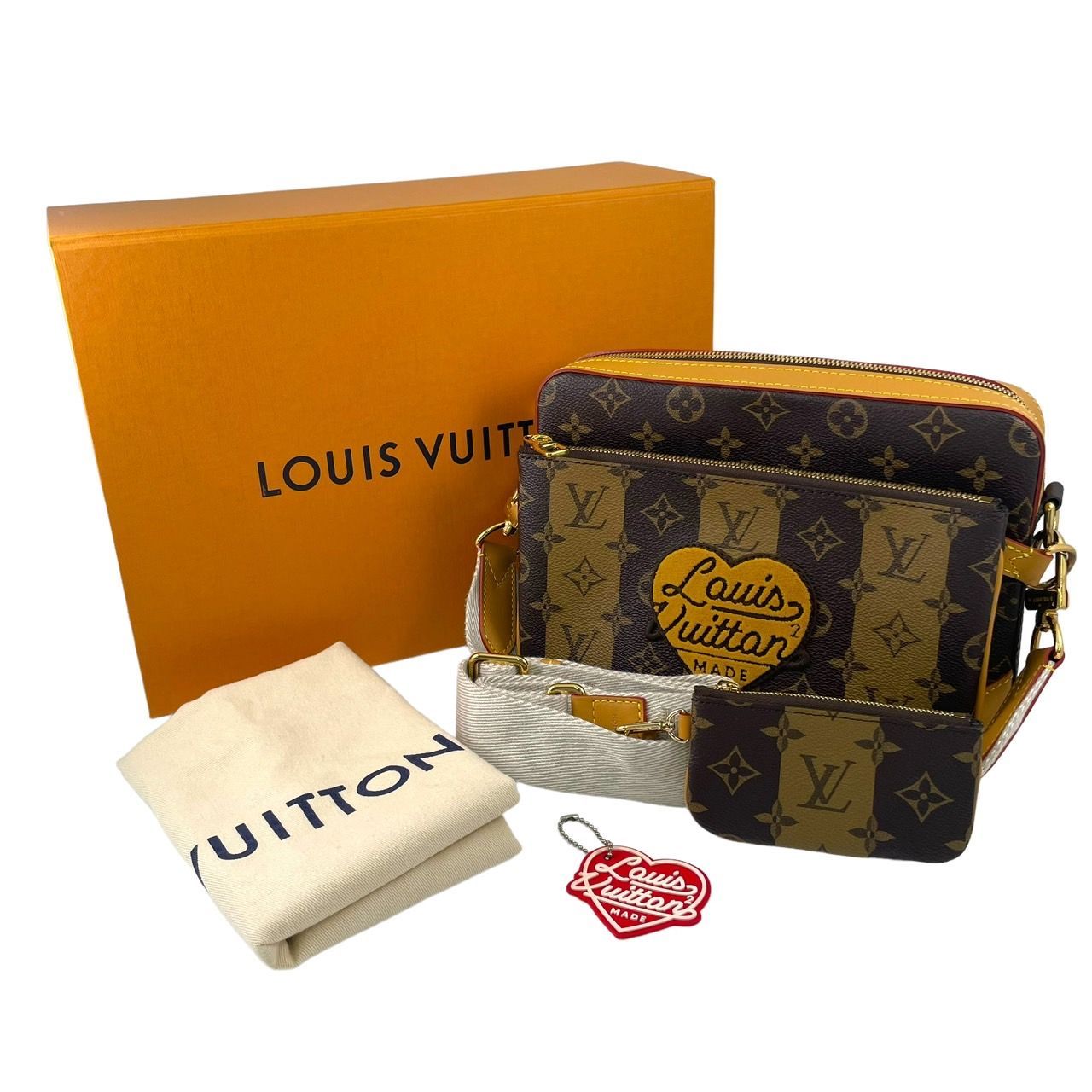 【美品完品】LOUIS VUITTON×NIGOトリオメッセンジャーM45965 楽天市場】LOUIS VUITTON ルイヴィトン トリオメッセンジャー