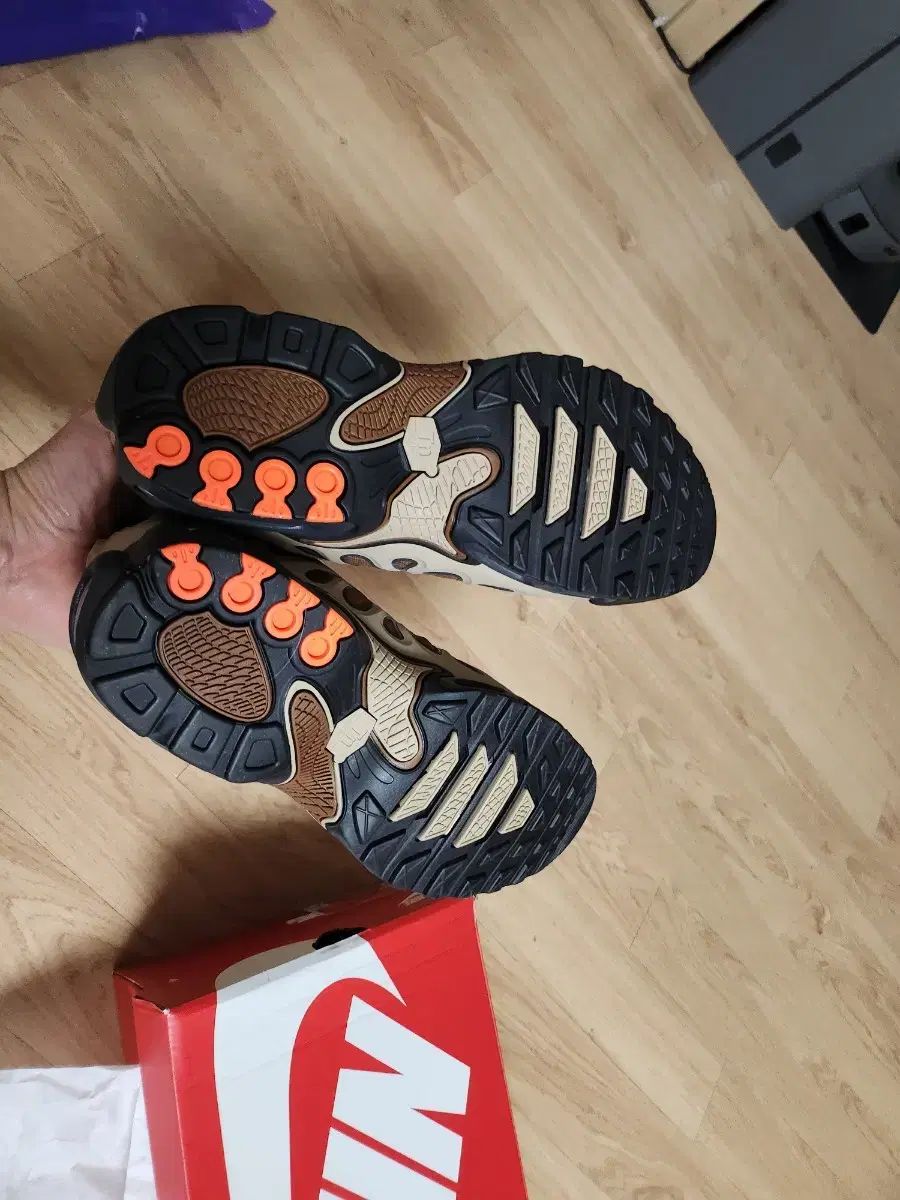 NIKE ナイキ