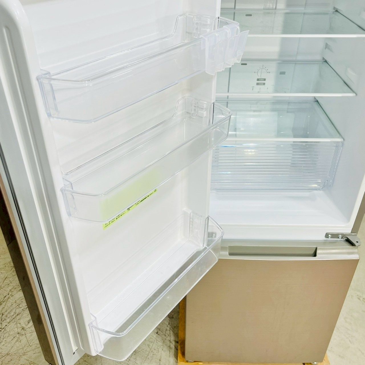 2ドア冷蔵庫 179L