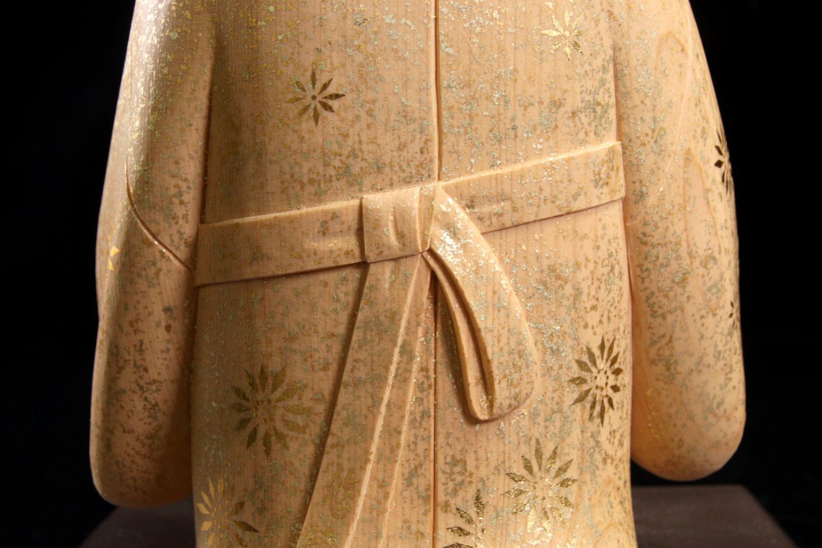 彫刻家 向吉悠睦作 木彫 夢童子 28.5cm 唐物骨董 タトウ箱 楾