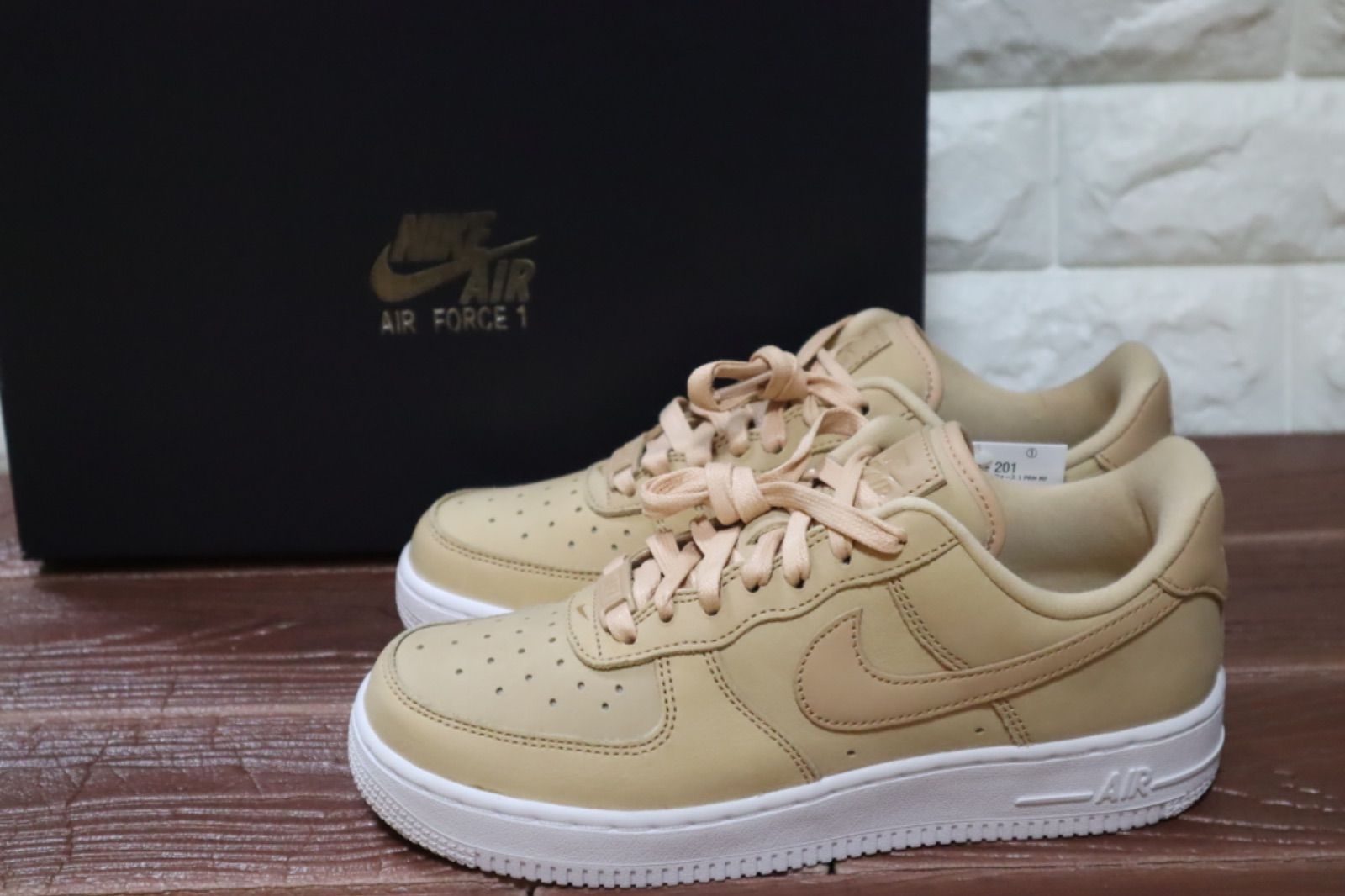 新品 NIKE ナイキ WMNS AIR FORCE 1 PREMIUM ウィメンズ エアフォース1