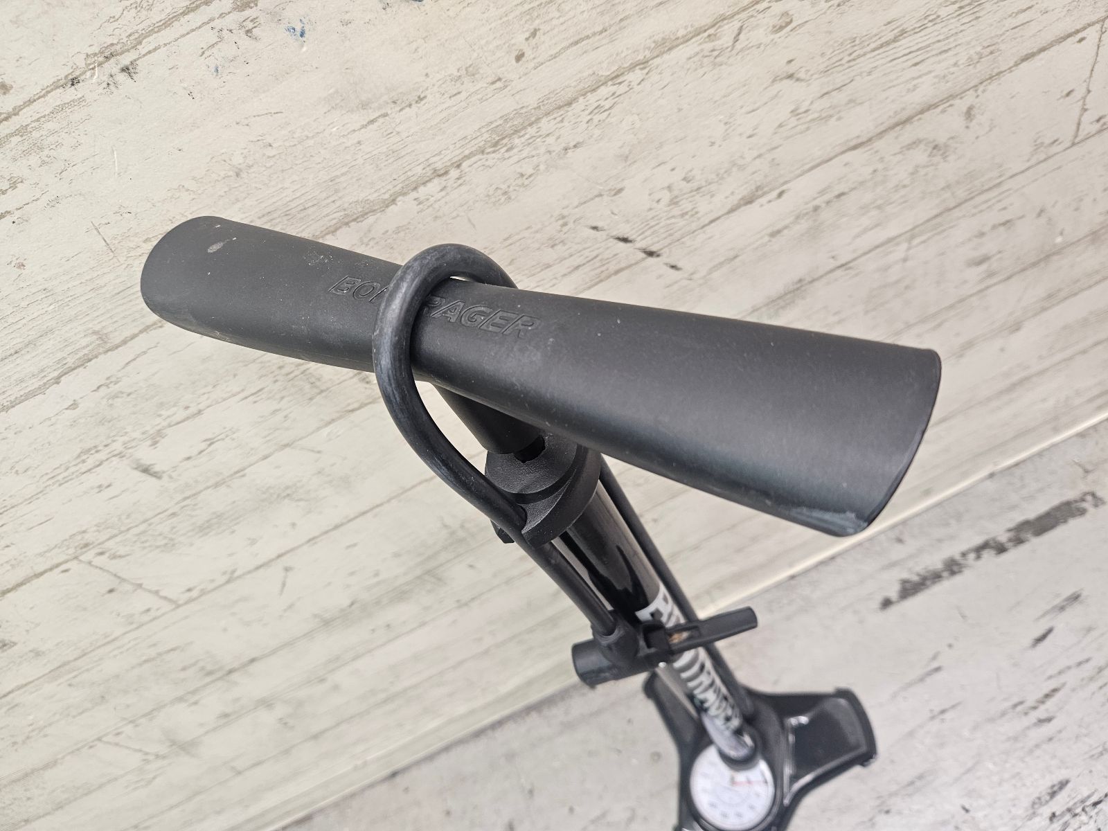 □ BONTRAGER DUAL CHARGER ボントレガー フロアポンプ 仏米式対応