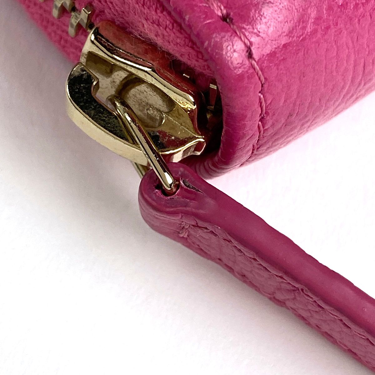 シャネル CHANEL カメリア ラウンドファスナー 長財布 ココマーク 長