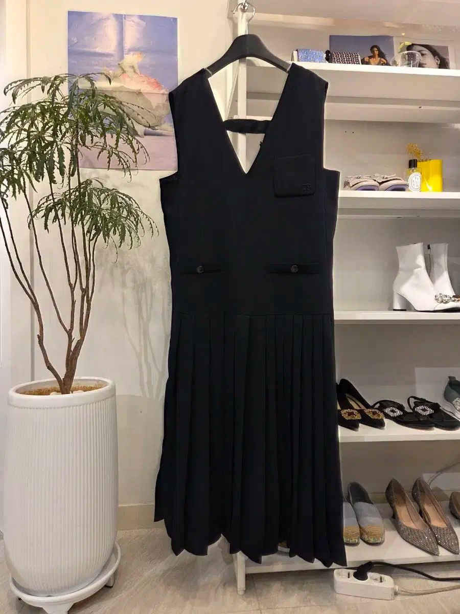 itMICHAA イッミシャ ノースリーブ オーバーサイズ プリーツ ワンピース