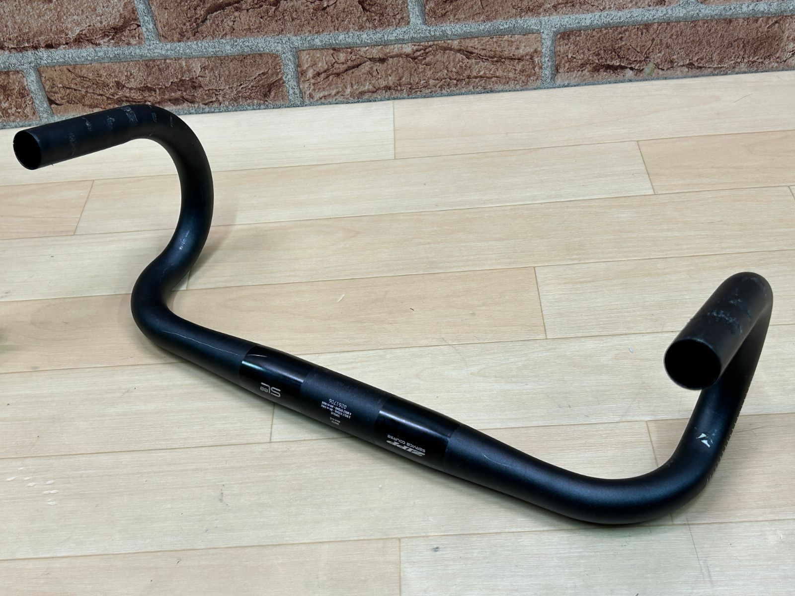 ZIPP SERVICE COURSE SL88 アルミ C-C 400mm ZIPP SERVICE COURSE SL88 アルミ C-C 400mm｜Yahoo!フリマ（旧