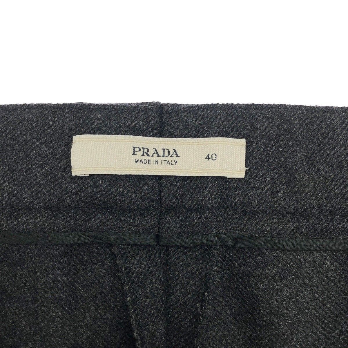 PRADA プラダ ウールスラックスパンツ グレー 40 - メルカリ