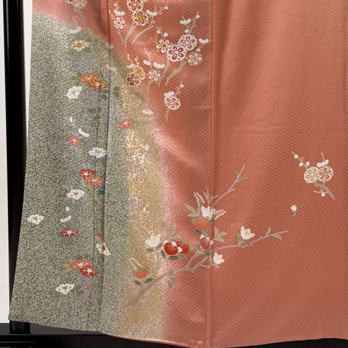 付下げ 身丈159cm 裄丈60.5cm S 袷 枝花 枝梅 金糸 金銀彩 ピンク 正絹 秀品