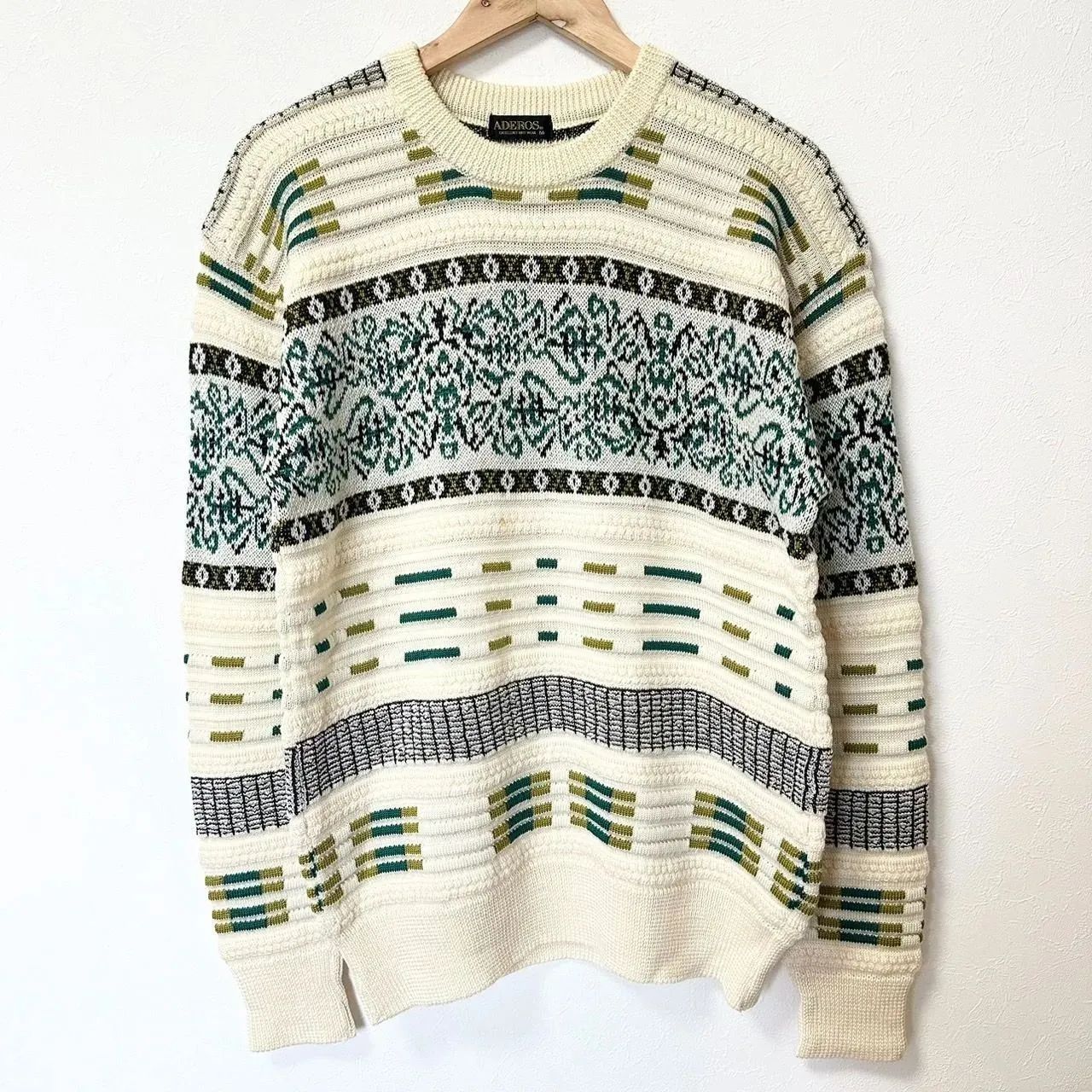 90's ADEROS アデロス︎ メンズ デザインニット 日本製 Lサイズ 日本製 (^w^)b ADEROS アデロス ニットセーター 総柄 ペイズリー風 お洒落 ヴィンテージ ビンテージ 80\u0027s 90\u0027s ラフ セーター  お出かけ カジュアル オフホワイト系 グリーン系 ウール100% 毛 メンズ サイズM