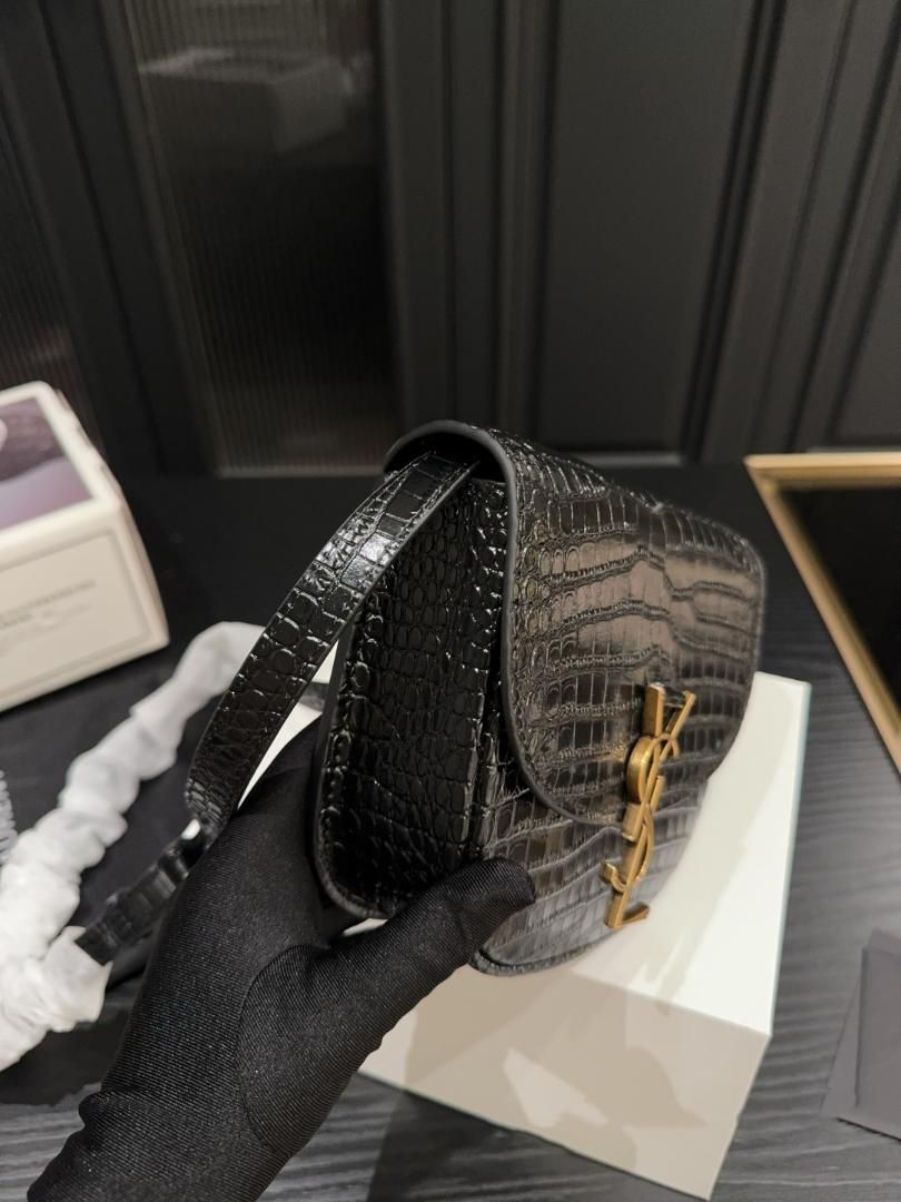 YSL イヴサンローラン