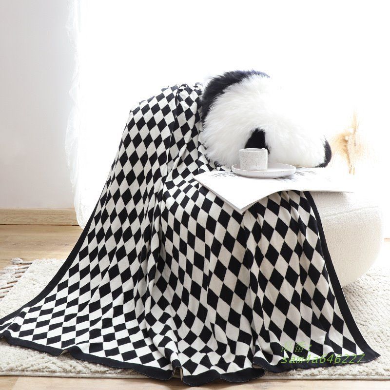 白黒純綿菱格カジュアルカーペット寝室ベッドカーペットリビングソファカバーカーペット毛布 am4a646227