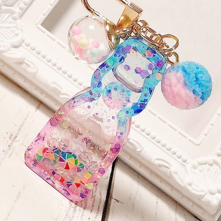 グラデーションラムネシェイカー◇シェイカーキーホルダー 瓶