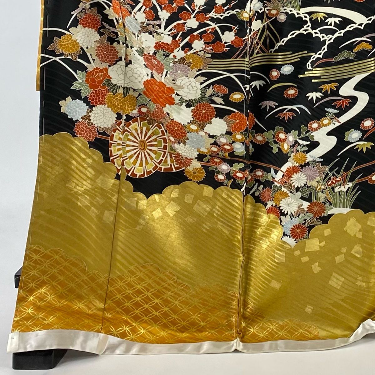振袖 身丈176cm 裄丈64cm 未仕立て 仮絵羽 花車 松竹梅 金彩 黒 正絹  