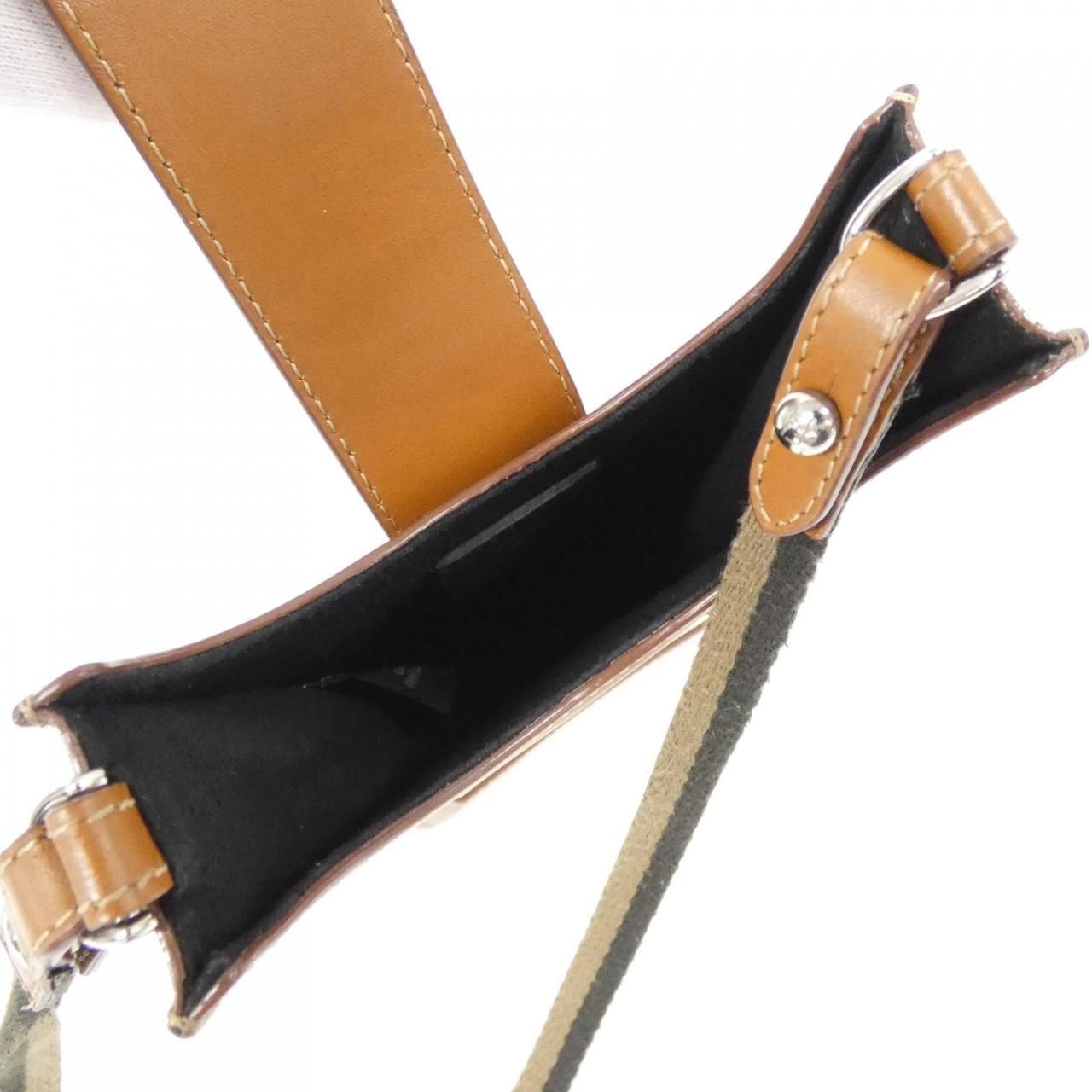 フェンディ 7AR944