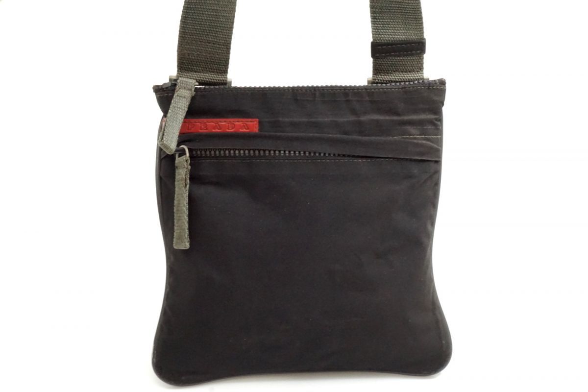 プラダ スポーツ ミニ ショルダーバッグ サコッシュ ロゴ 2024 メンズ