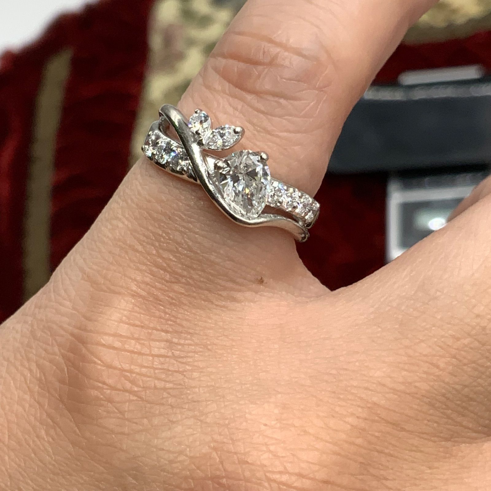 ダイヤモンドリングPt900鑑定書付き ラウンドブリリアントカット重量0.30 楽天市場】Pt900 ダイヤモンドリング／一文字／ダイヤモンド0.30ct