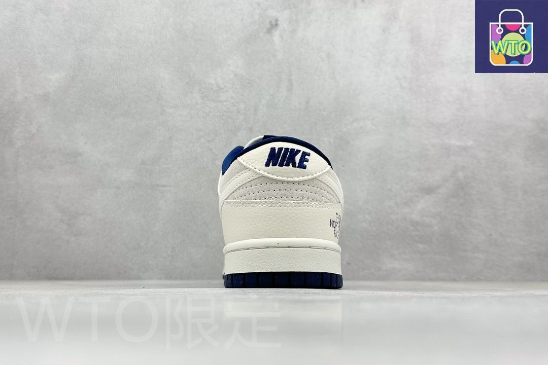 Nk SB Dunk Low The North Face 連名 - 灰豚八白フック｜本日