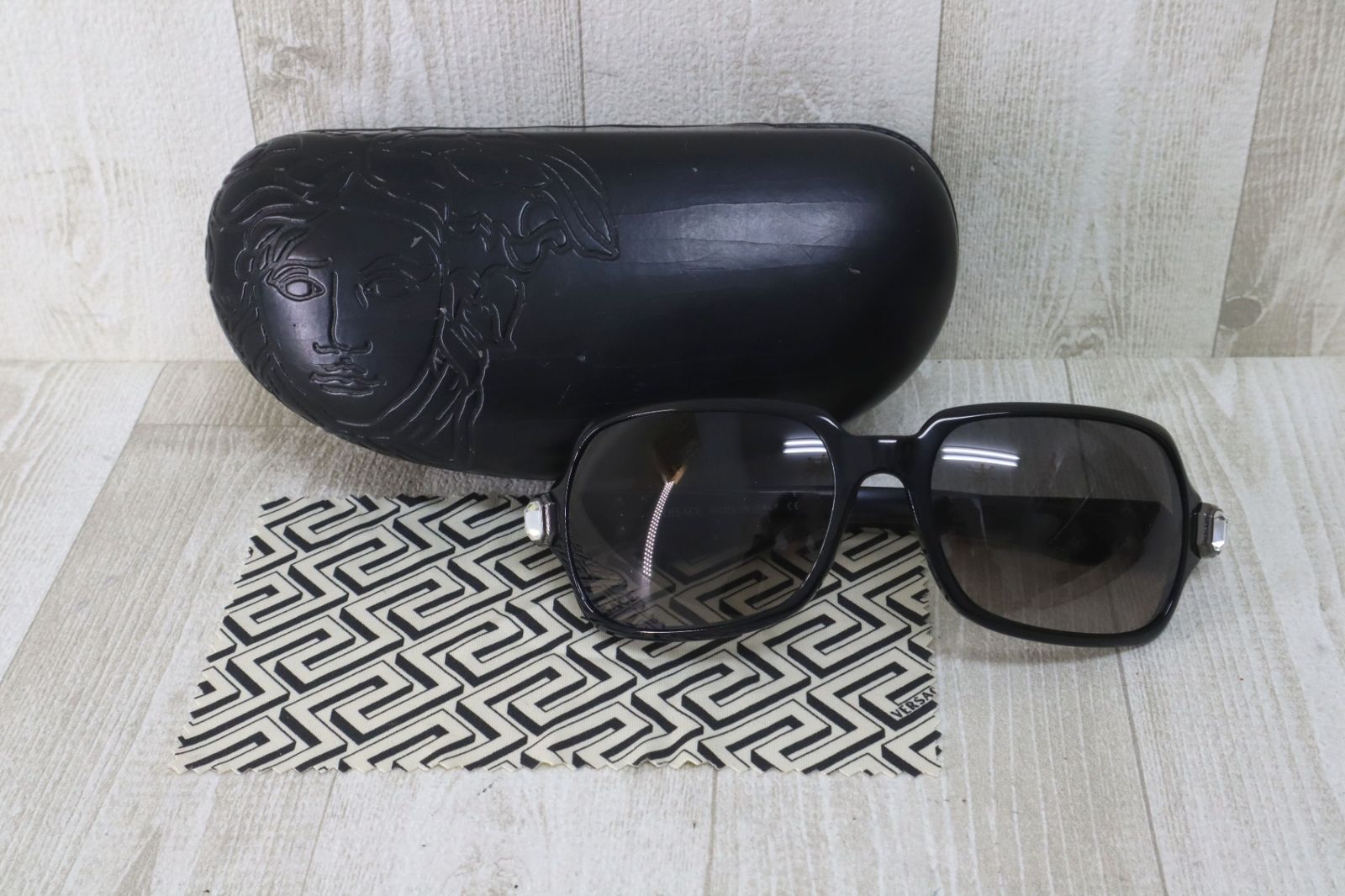 VERSACE ヴェルサーチ サングラス メデューサ MOD 4024-B GB1|11 59□18 120 ラインストーン ケース付き