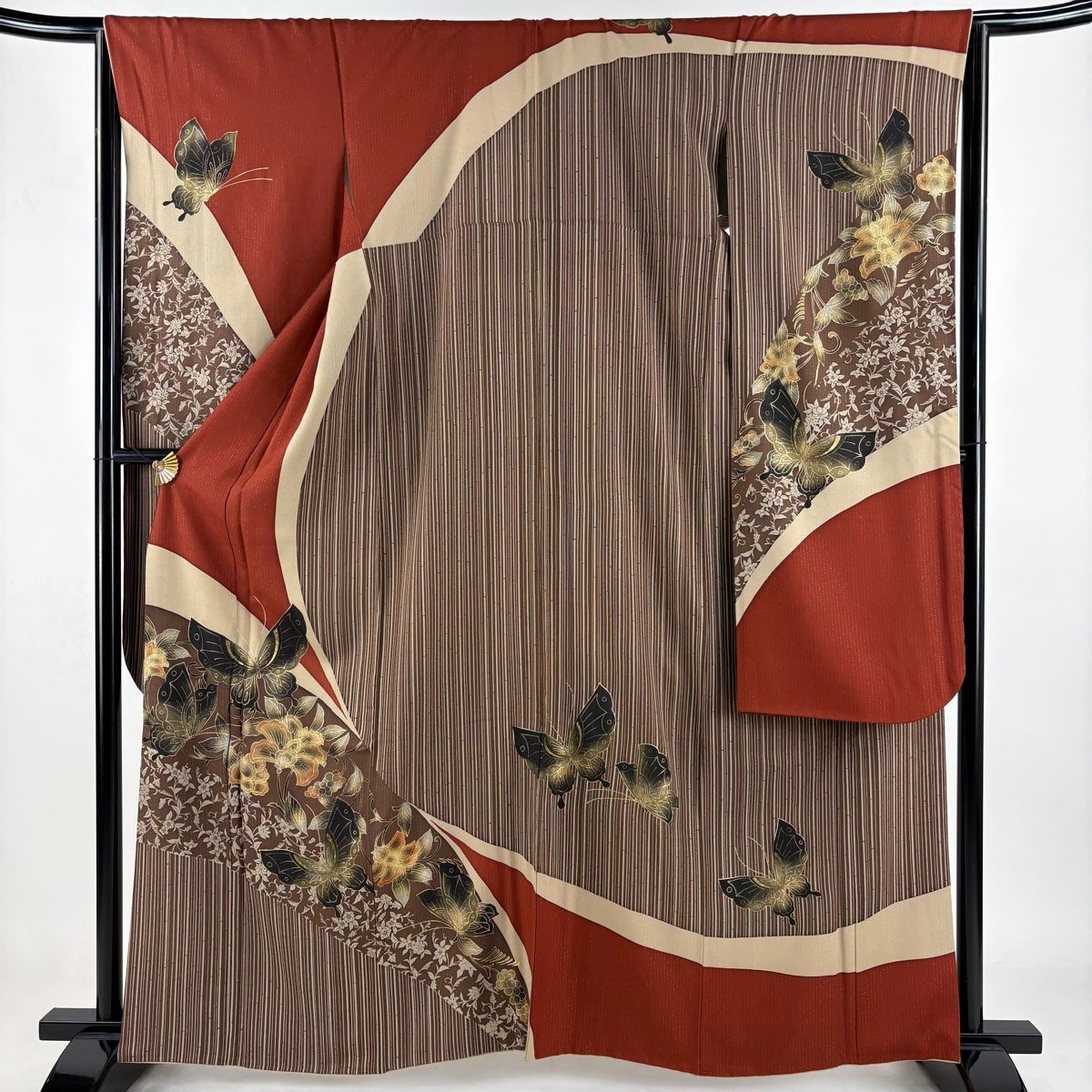 振袖 身丈163.5cm 裄丈65cm M 袷 蝶 花唐草 金彩 染め分け 赤茶 正絹 秀品