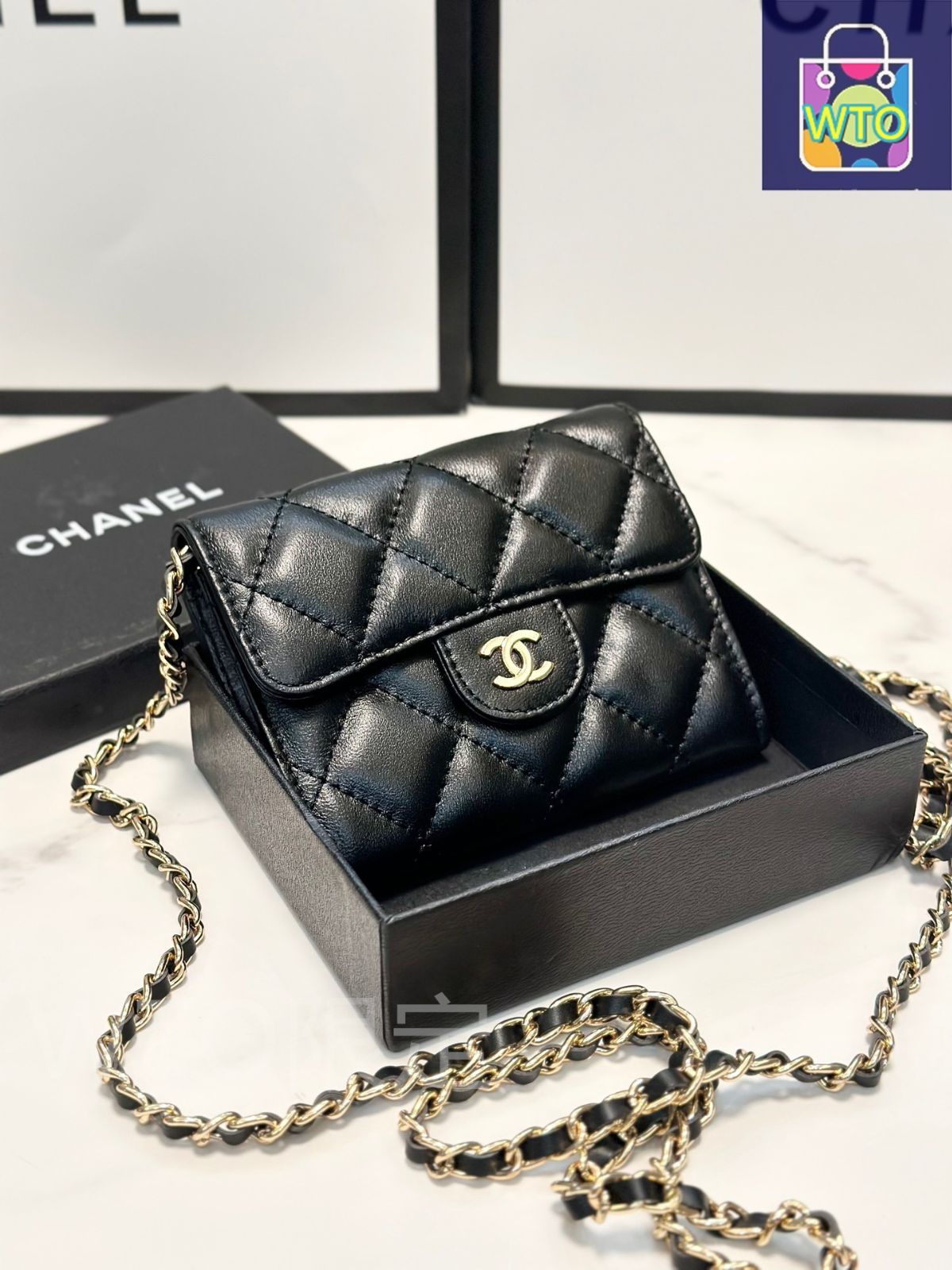 CHANELシャネル❤財布❤完売品❤美品 シャネル 二つ折り財布 レディース ブラック CHANEL AP3388