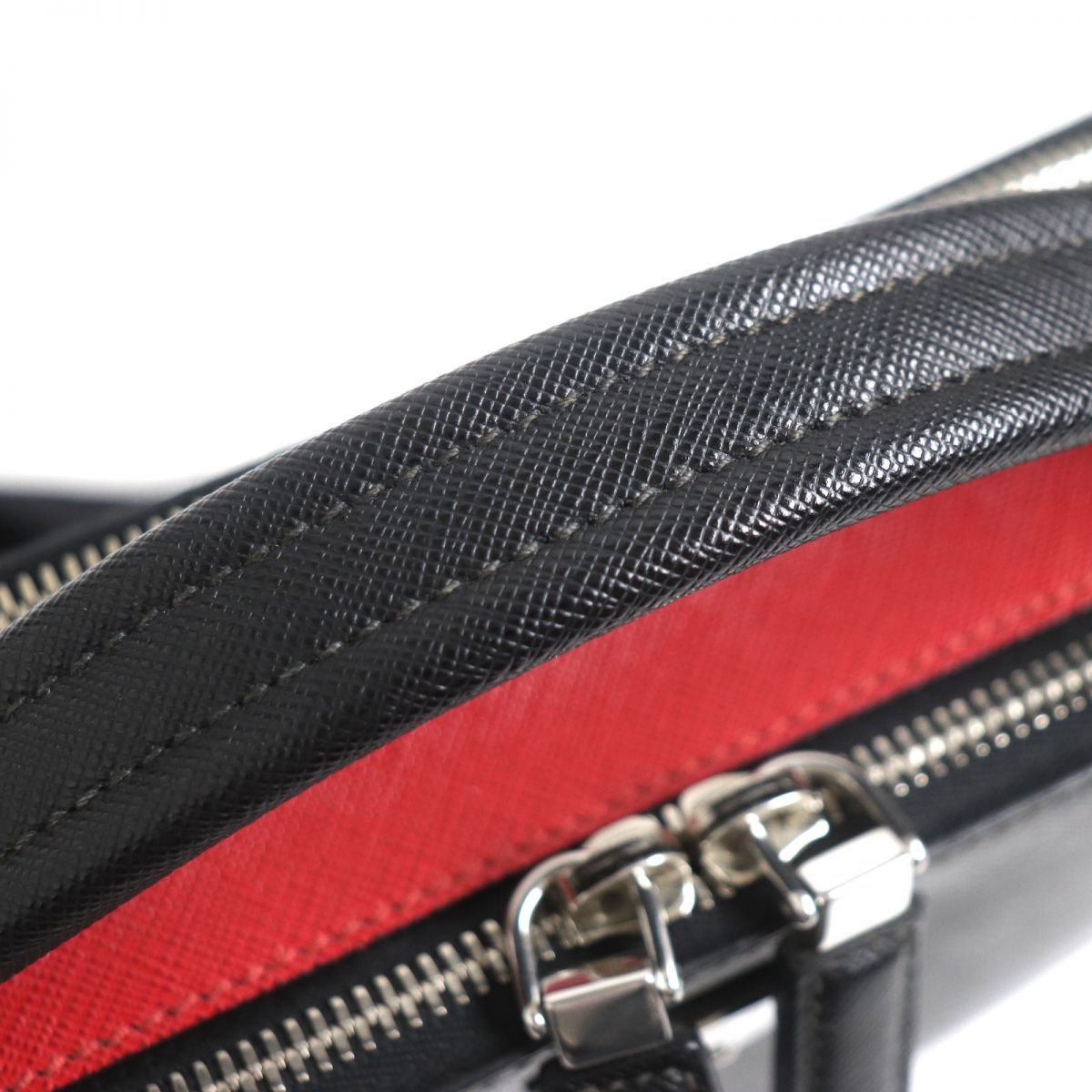 極美品▽PRADA プラダ 2VH069 ブリック 三角ロゴ付き サフィアーノ 