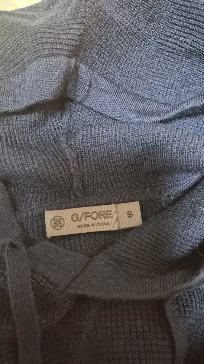 ニット フーディー