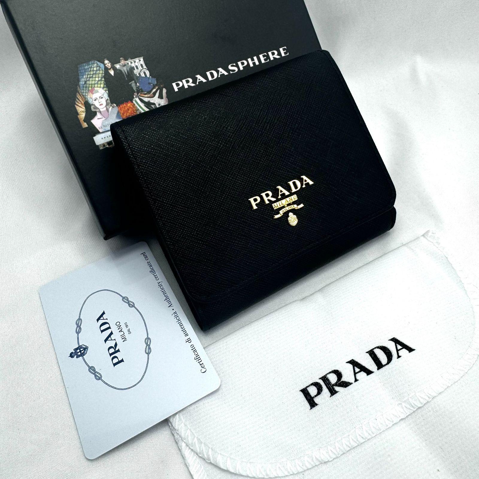 匿名送信24時間以内送信PRADA プラダ三つ折り財布