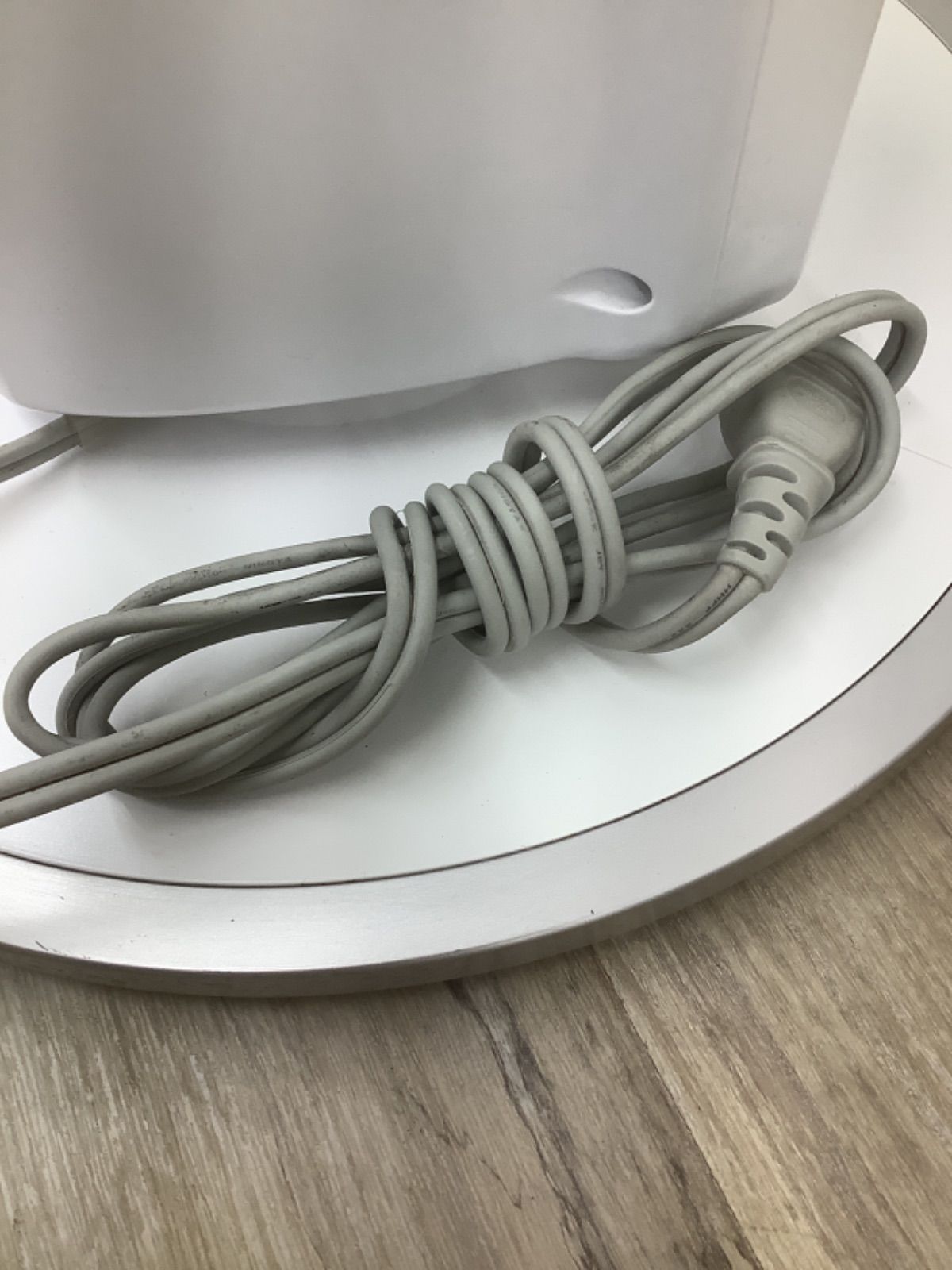 AK SI24061103 ≪中古品≫ コイズミ 送風機能付ファンヒーター KHF 