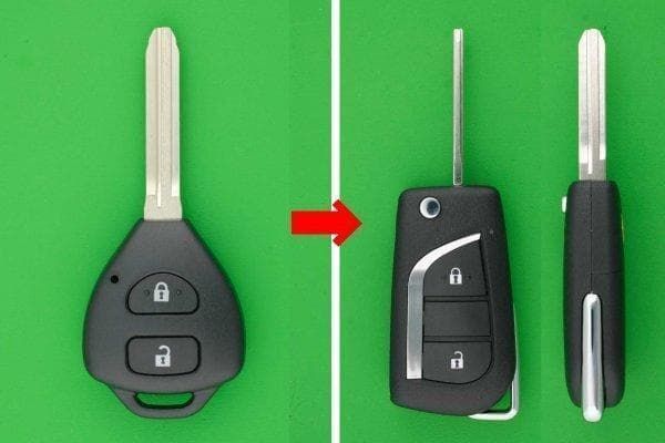 トヨタ（ハイエース）・ジャックナイフ型キーレスリモコン 純正