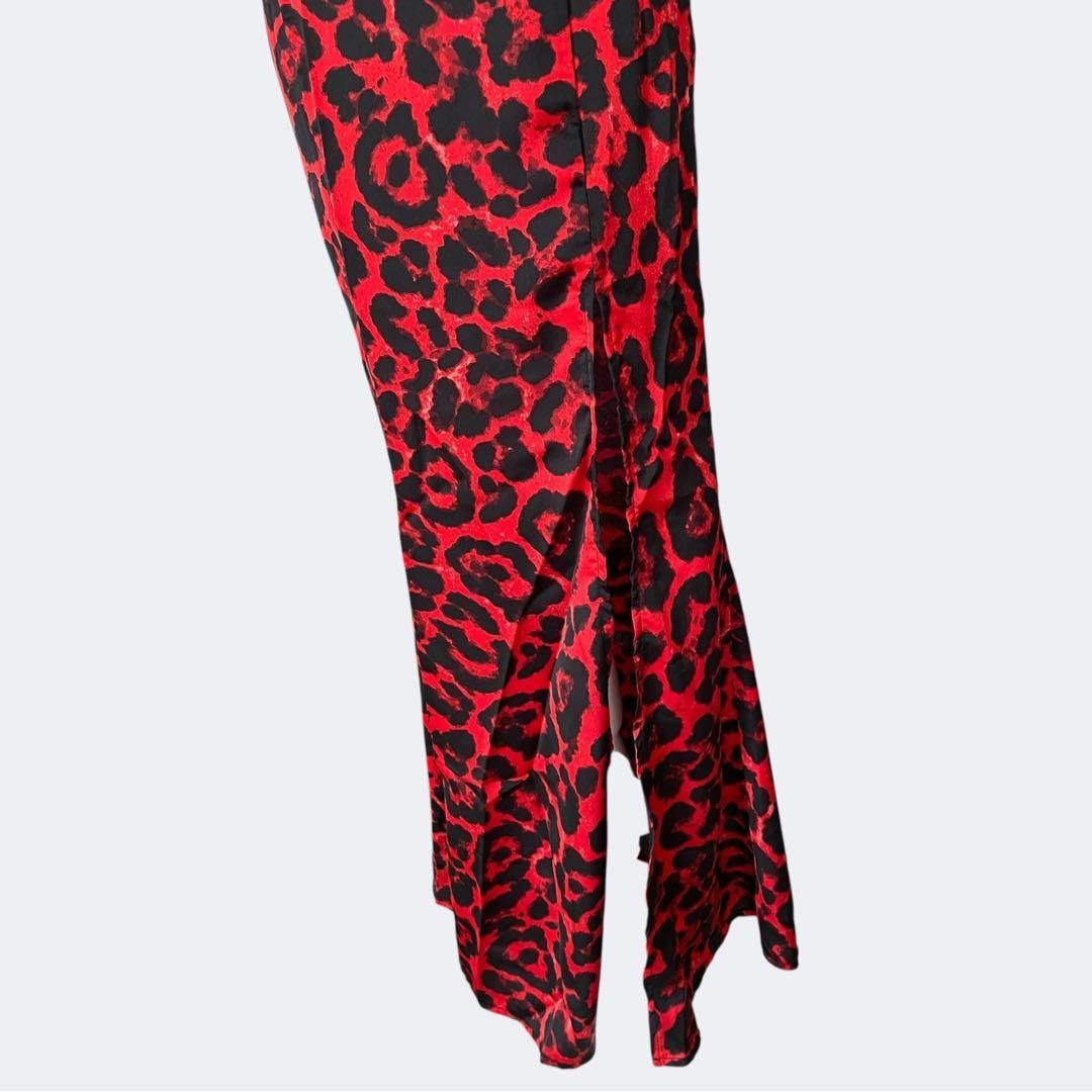 ◆クイズQUIZ レッドのサテンアニマル