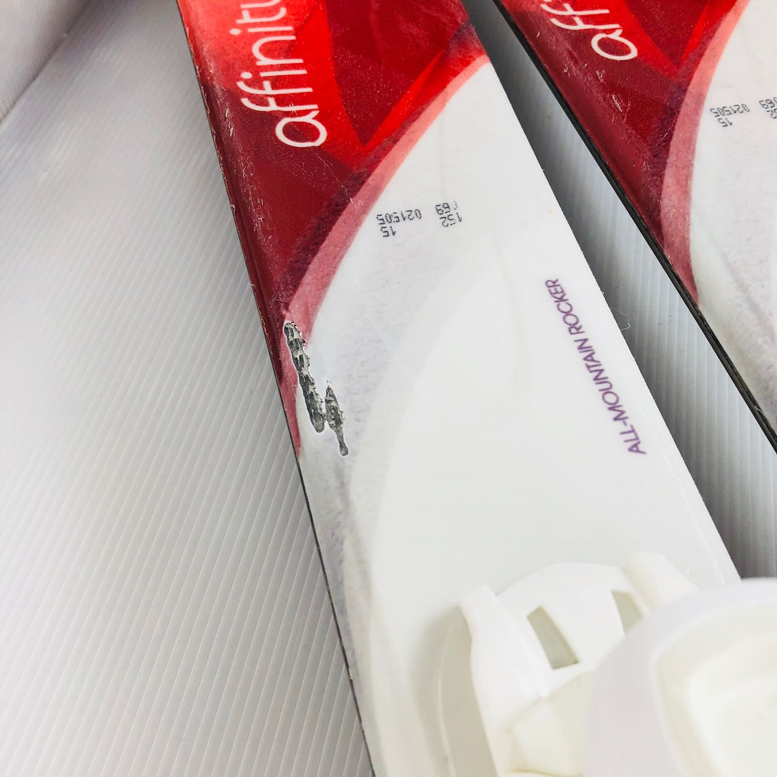 アフィニティスキー板