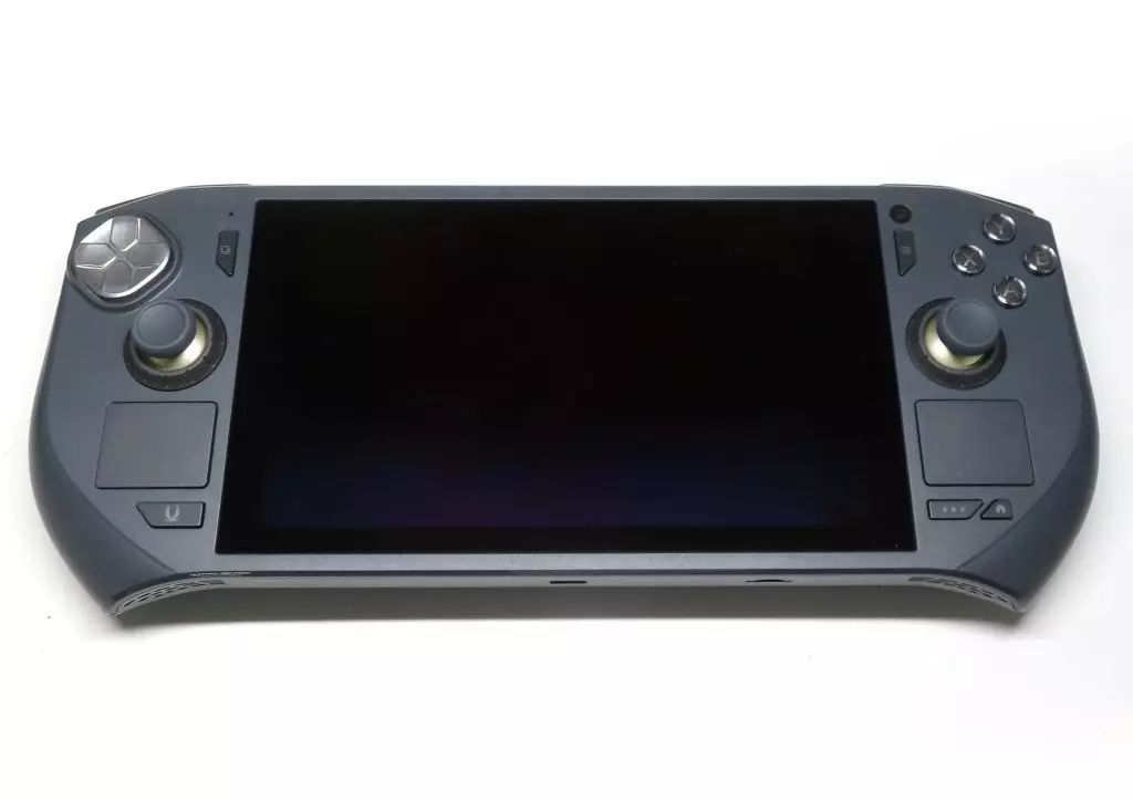 【中古】PCハード ZOTAC GAMING モバイルゲーミングPC ZONE 中古】PCハード ZOTAC GAMING モバイルゲーミングPC ZONE[ZCG