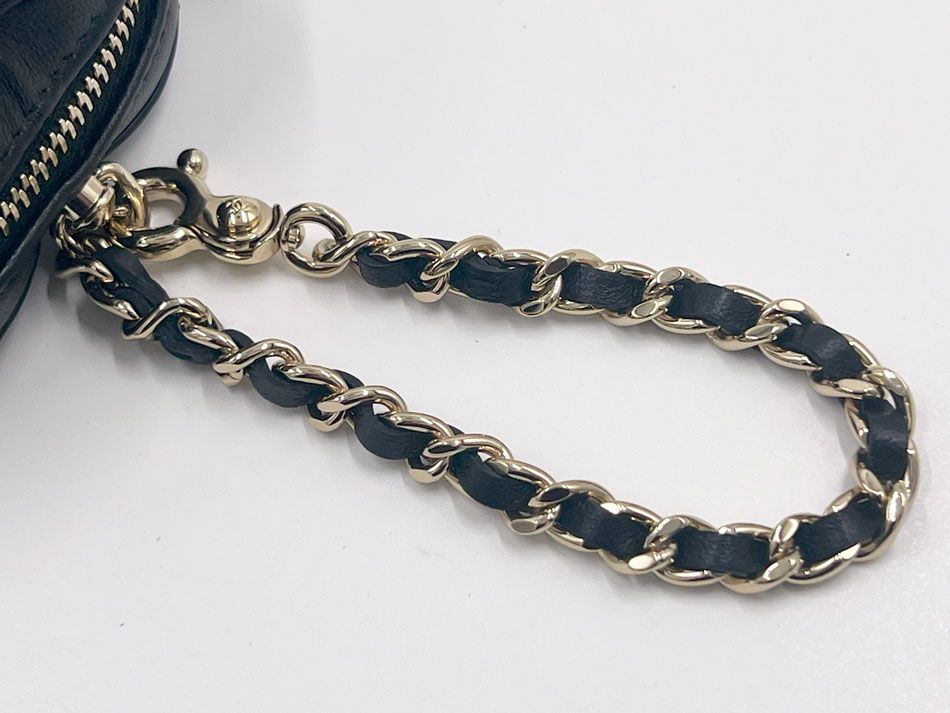 CHANEL シャネル ミニ ハート バッグ チャーム ケース ラムスキン  