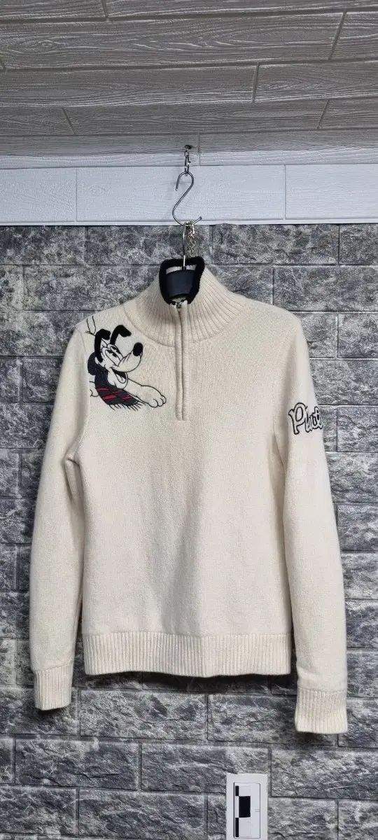 ディズニーゴルフ 毛 100 ショートジップアップ 防風ニット 90 ー 95