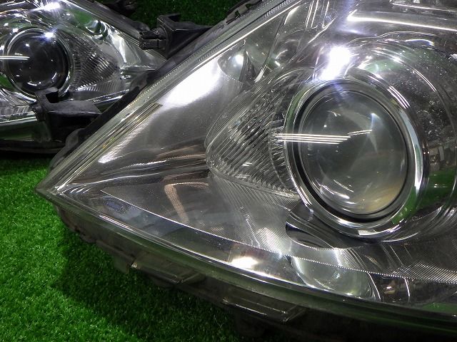 車 アイシス ヘッドライト 左右 HID ANM ZGM 10/15 44-69 K バラスト
