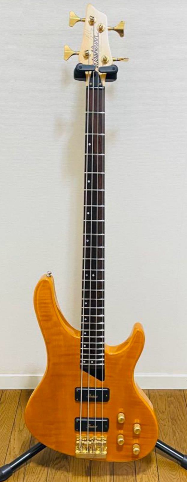 8246 washburn KW-1250 Kip Winger ベース 8246 washburn KW-1250 Kip Winger ベース - メルカリ