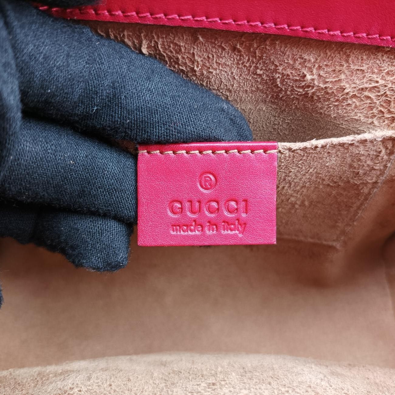グッチGucciパドロックマルチカラーレザー409487F019424128