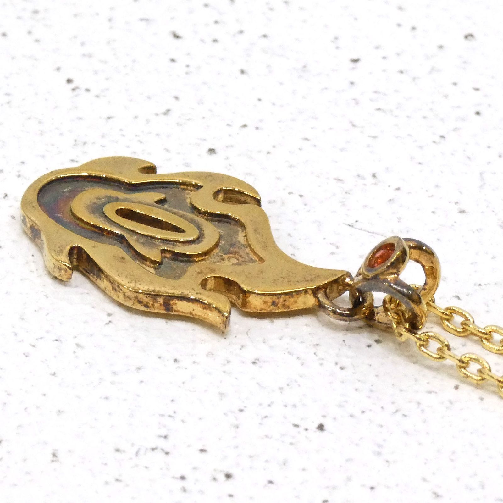 小牧店】鬼滅の刃 煉獄杏寿郎 鍔ネックレス 弐 【I741-1411】 - メルカリ