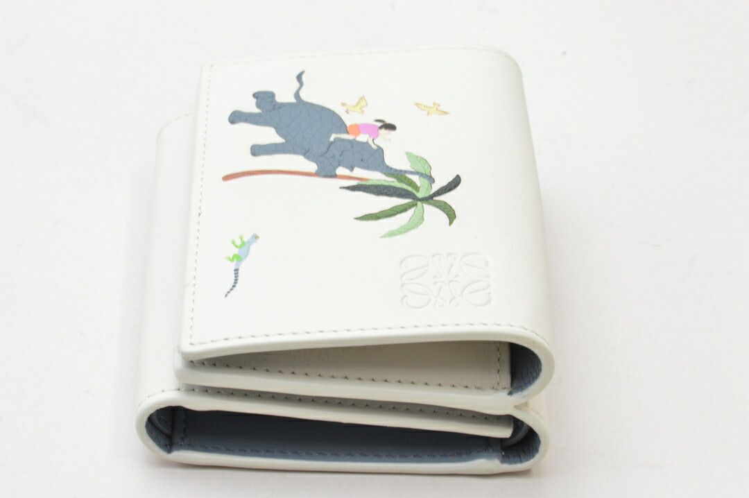 ロエベ スナフジタ LOEWE SUNAFUJITAトライフォールド ウォレット アイボリー エレファント 三つ折り財布 102416 レディース F-YA1088 ロエベ スナフジタ LOEWE SUNAFUJITAトライフォールド ウォレット