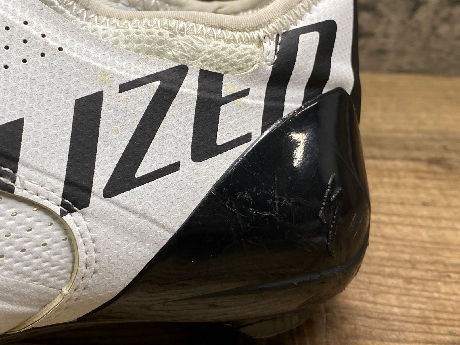 JJ693 スペシャライズド