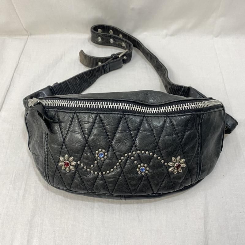 Schott × HTC PADDED LEATHER BODY BAG BLK - メルカリ