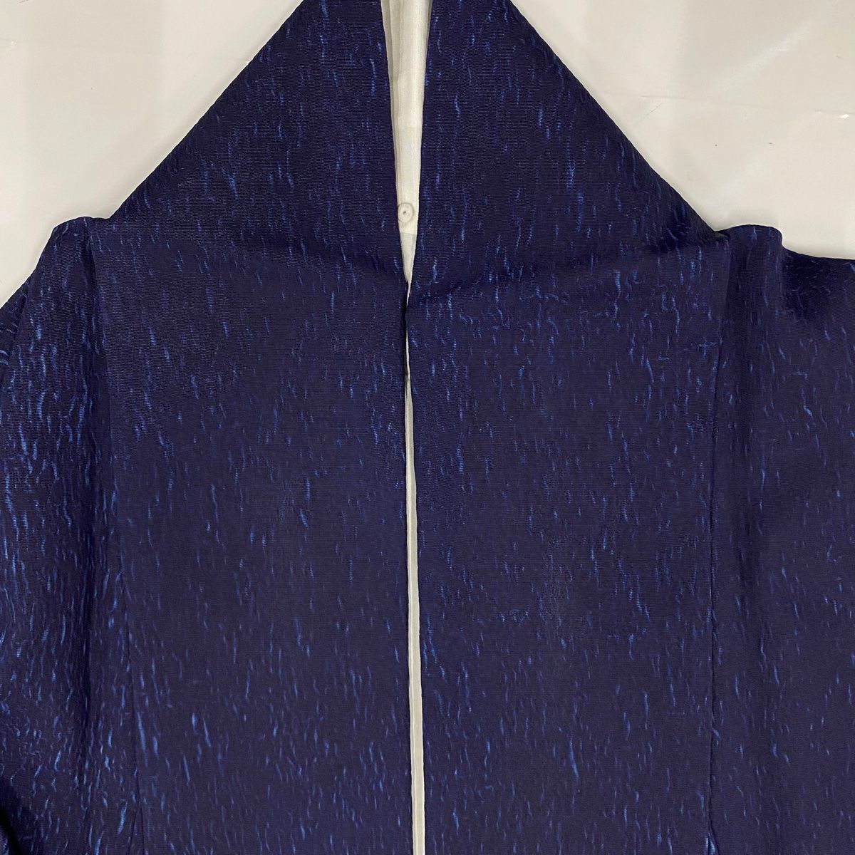 付下げ 身丈160.5cm 裄丈67cm M 袷 巻物 絞り 藍色 正絹 名品 【中古  