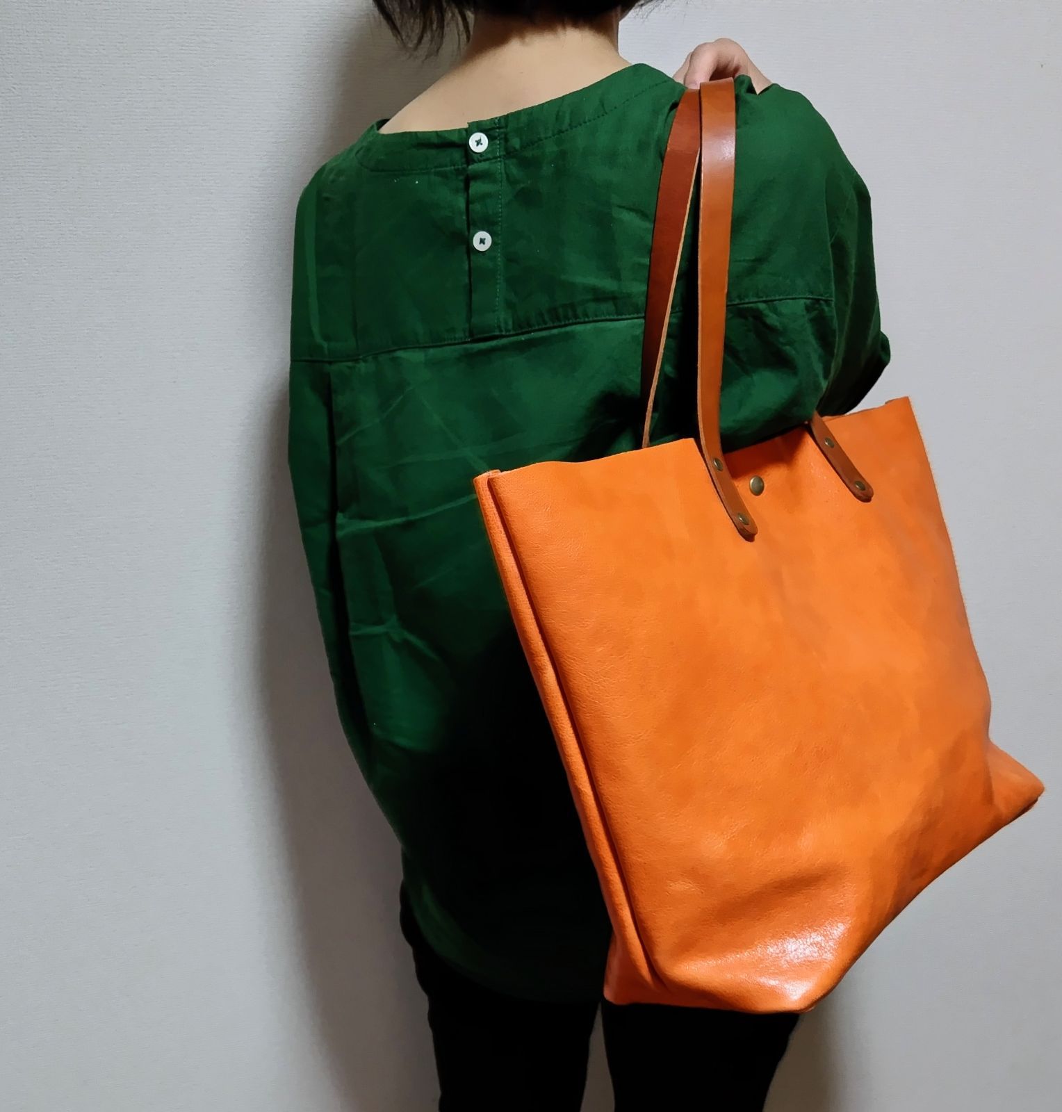 ☆ハンドメイド☆ ヌメ本革 トートバック クリーマー加工 グレー