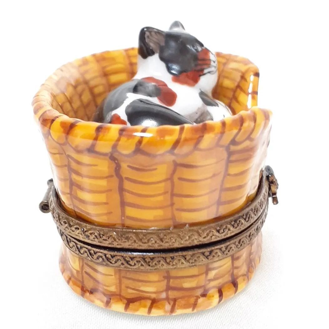 Limoges Boxリモージュ フランス　猫の小物入れ リモージュボックス 猫 小物入れ 指輪 ピルケース Limoges フランス