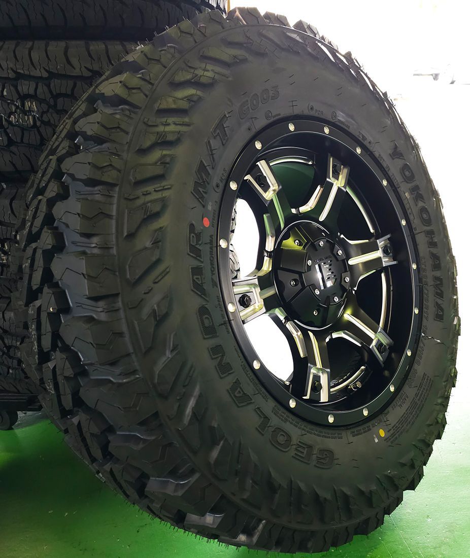 サーフ プラド FJクルーザー ハイラックス LEXXEL アウトロー offroad style 17インチ ヨコハマ ジオランダー M/T G003  265/70R17