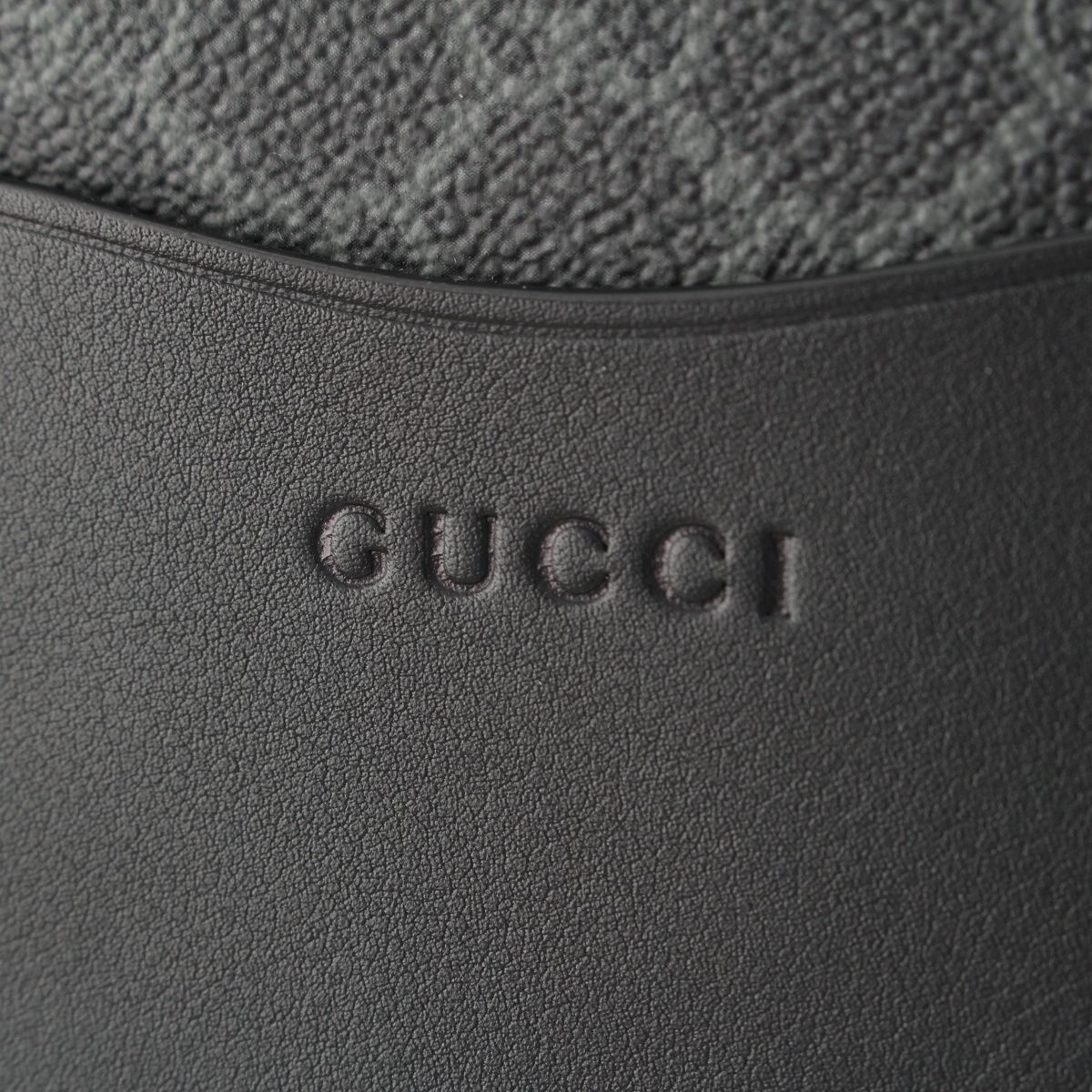 グッチ 25年 ソフトGGファブリック GGエンブレム クロス ボディバッグ 821155 ブラック スモール DECORATOM_COM_BR