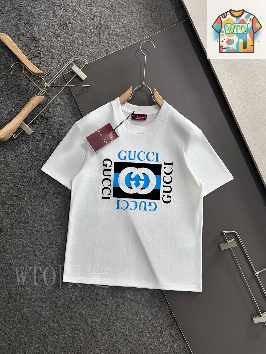 GUCCI ホワイト ロゴ Tシャツ Cotton jersey T-shirt with embroidery in white | GUCCI® GR