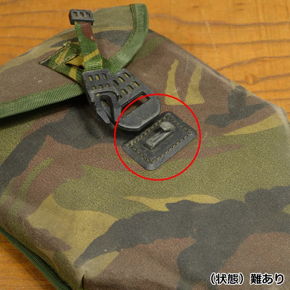 オランダ軍放出品 スコップカバー 三つ折りスコップ用 MOLLEシステム対応 迷彩 [ 可 ]