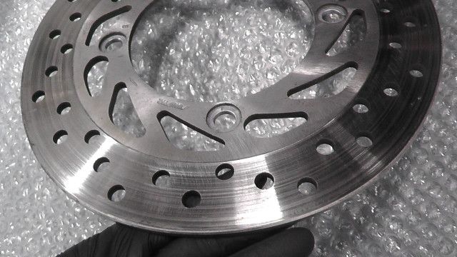 の リアディスクローター