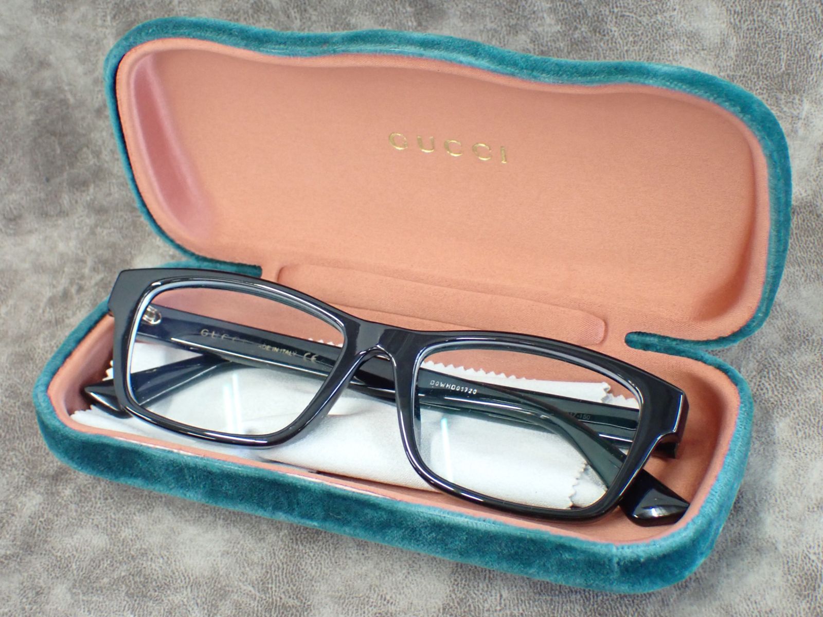GUCCI グッチ